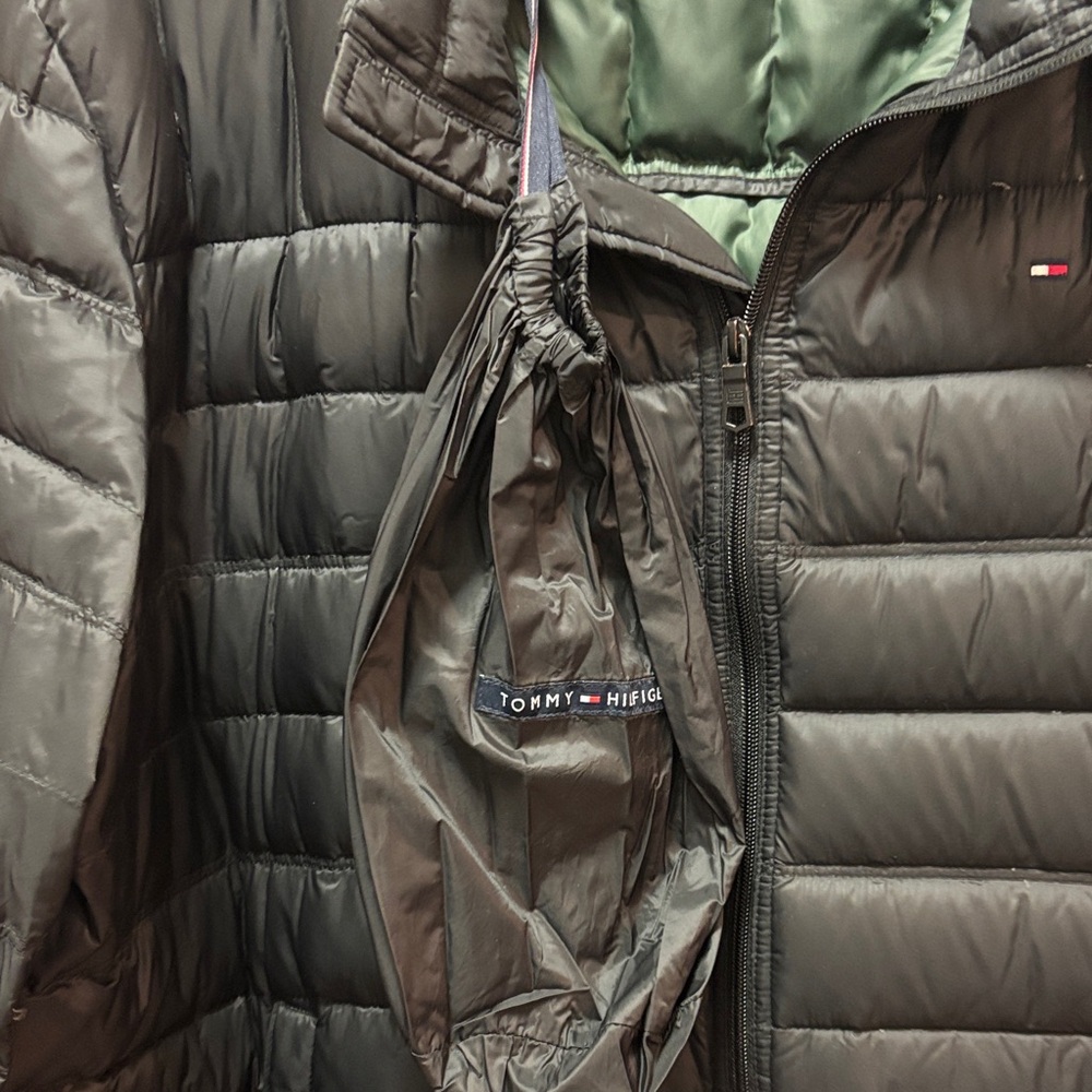 Tommy Hilfiger Men's Big and Tall Down Packable Puffer Jacket size 3XL - Picture 4 of 9